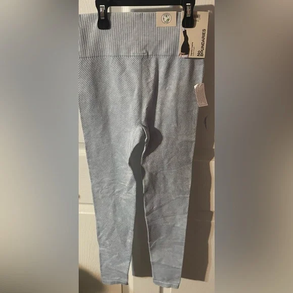 🔴 3/$12 No Boundaries Women’s Light Blue Women's Ribbed Seamless Leggings! NWT! - Picture 8 of 9
